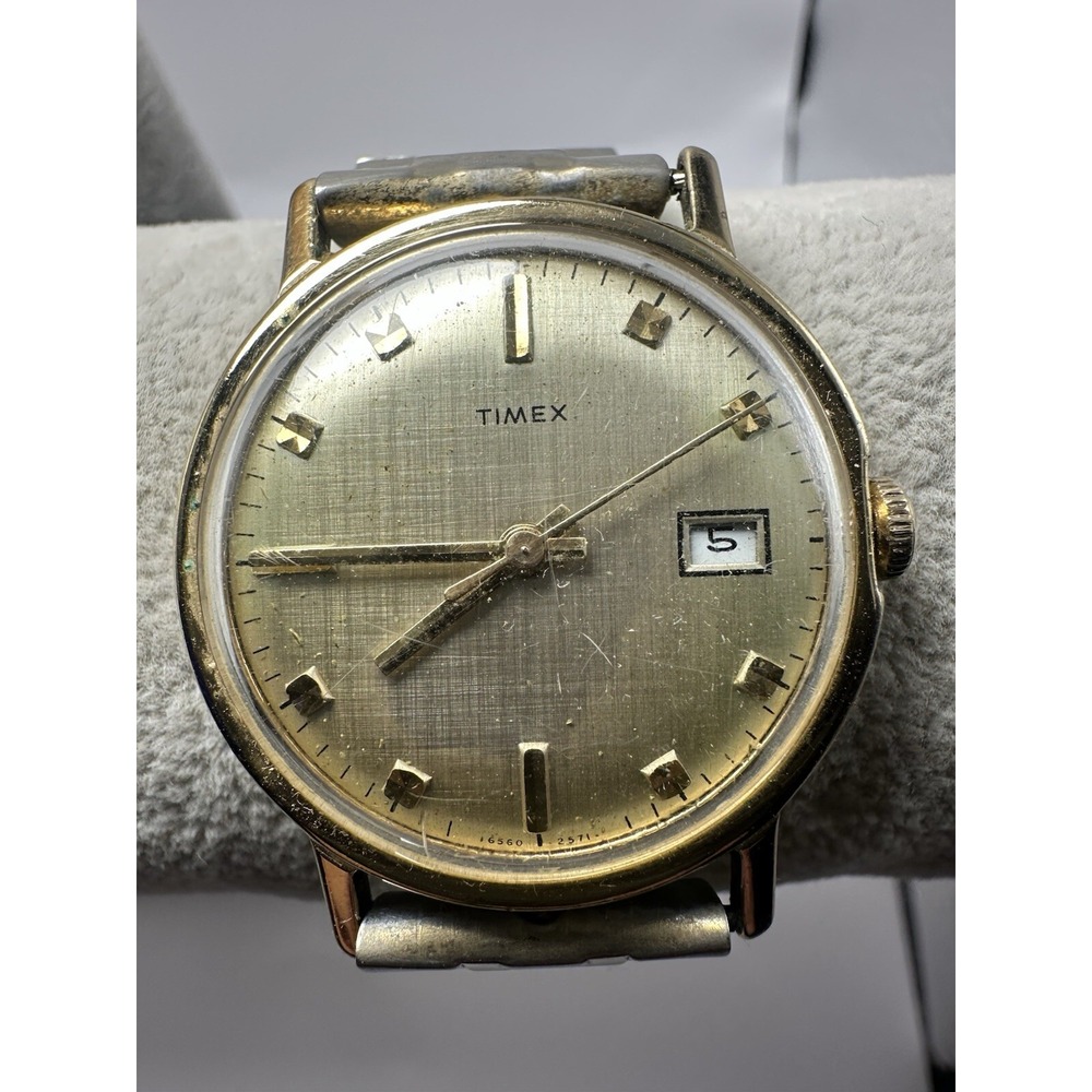 Timex 1971 Vintage Mens Watch 33MM 6.5" Stretch Band For Parts Or‎ Repair A27